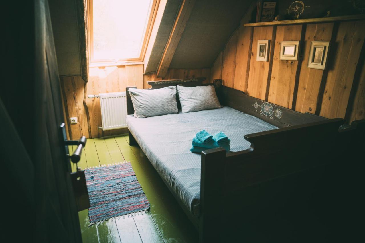Hotel Viesu Nams Melnsils Zewnętrze zdjęcie